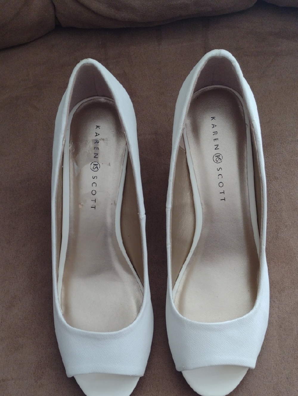 Karen Scott Cream Peep-Toe Pumps